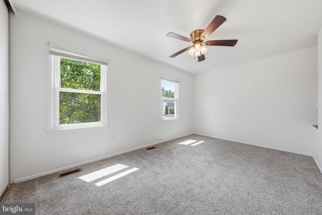 177 STONEGATE DR, Frederick, MD 21702