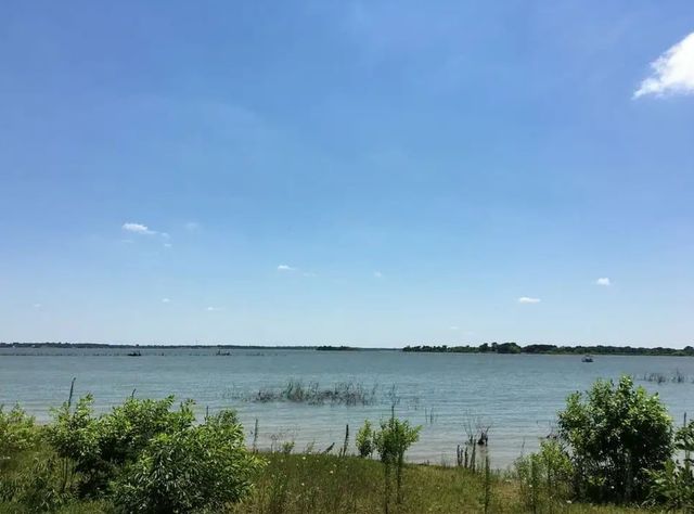7375 Open Water Point, Quinlan, TX 75474