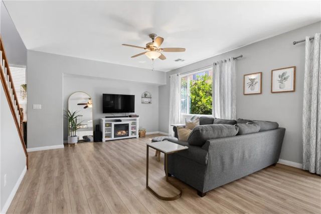1820 Delacorte, Bakersfield, CA 93311