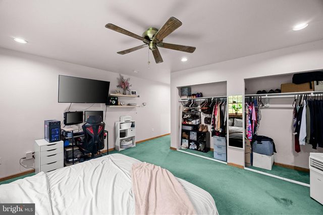 2 ATLAS CT, Sewell, NJ 08080