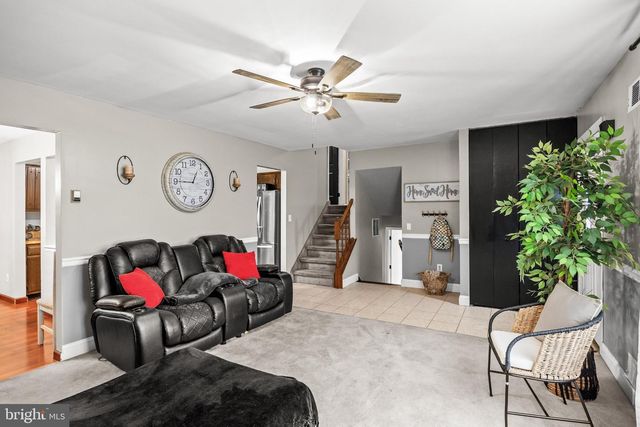 2 ATLAS CT, Sewell, NJ 08080