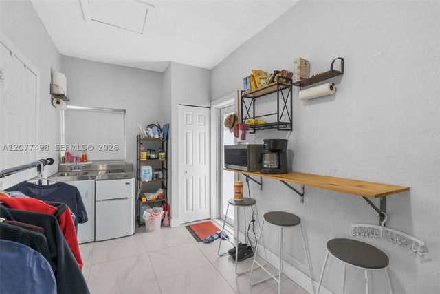 4901 NW 10th Ave 2, Miami, FL 33127