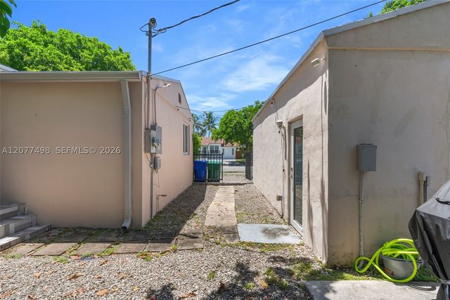 4901 NW 10th Ave 2, Miami, FL 33127