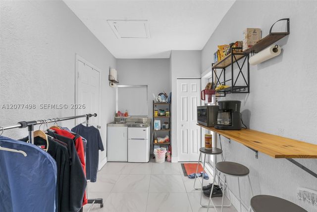 4901 NW 10th Ave 2, Miami, FL 33127