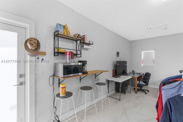 4901 NW 10th Ave 2, Miami, FL 33127