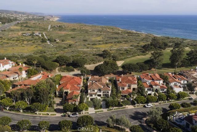 10 Pelican Point, Newport Coast, CA 92657