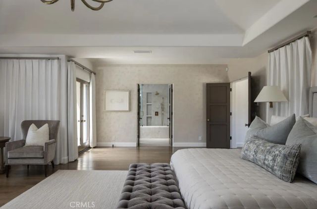 10 Pelican Point, Newport Coast, CA 92657