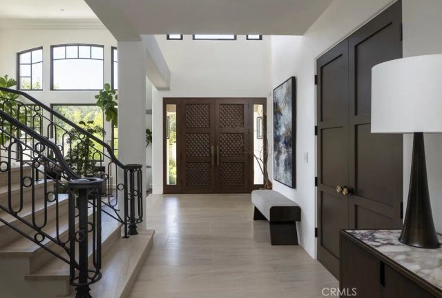 10 Pelican Point, Newport Coast, CA 92657