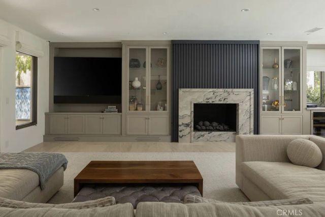 10 Pelican Point, Newport Coast, CA 92657