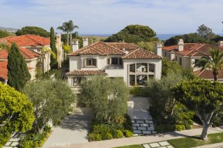 10 Pelican Point, Newport Coast, CA 92657