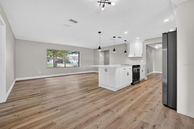 1132 ABAGAIL DRIVE, Deltona, FL 32725