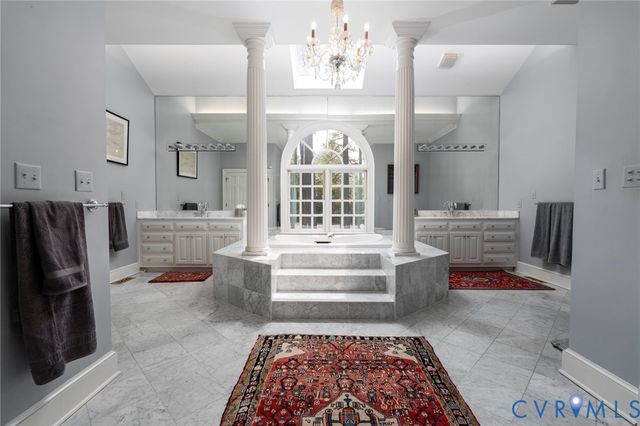 221 Dryden Ln, Henrico, VA 23229