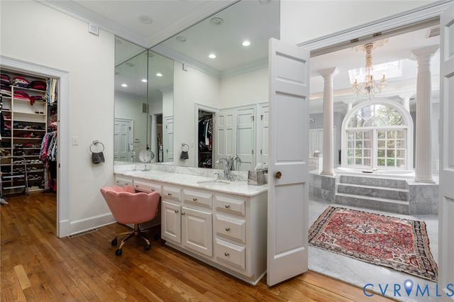 221 Dryden Ln, Henrico, VA 23229