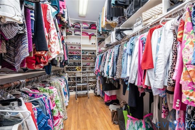221 Dryden Ln, Henrico, VA 23229