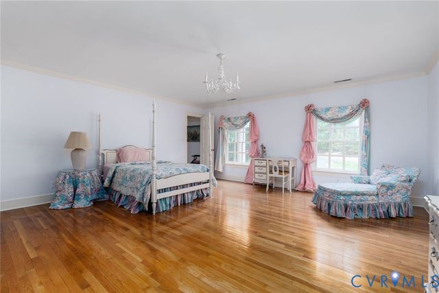 221 Dryden Ln, Henrico, VA 23229