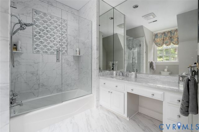 221 Dryden Ln, Henrico, VA 23229
