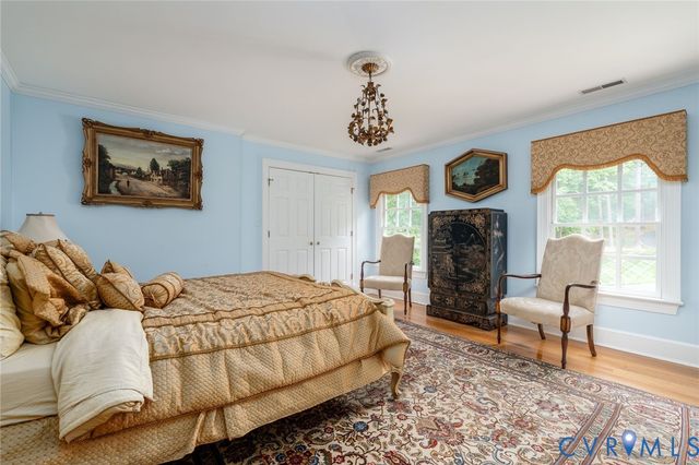 221 Dryden Ln, Henrico, VA 23229