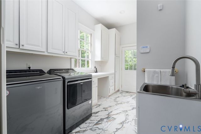221 Dryden Ln, Henrico, VA 23229