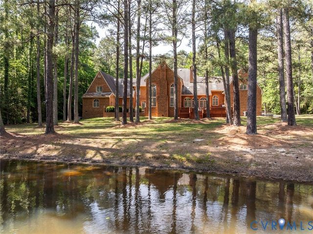 221 Dryden Ln, Henrico, VA 23229