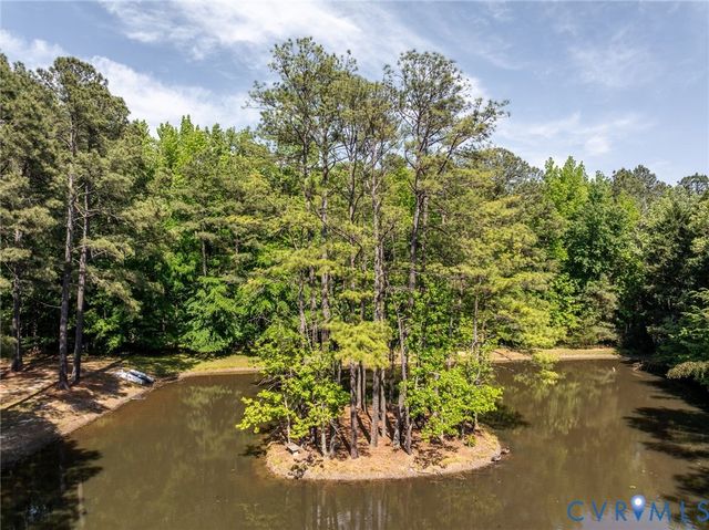 221 Dryden Ln, Henrico, VA 23229