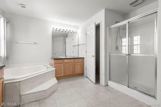 34495 Orsini Drive, Sterling Heights, MI 48312