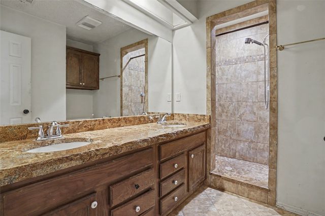 1809 W Gulfport Street, Broken Arrow, OK 74011