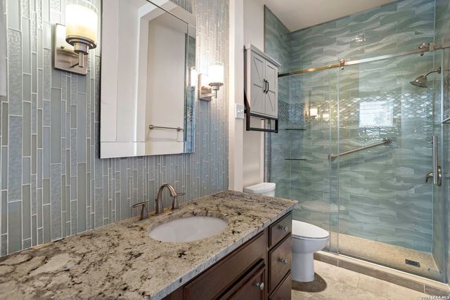 3678 Hidden Dr Apt 2702, San Antonio, TX 78217