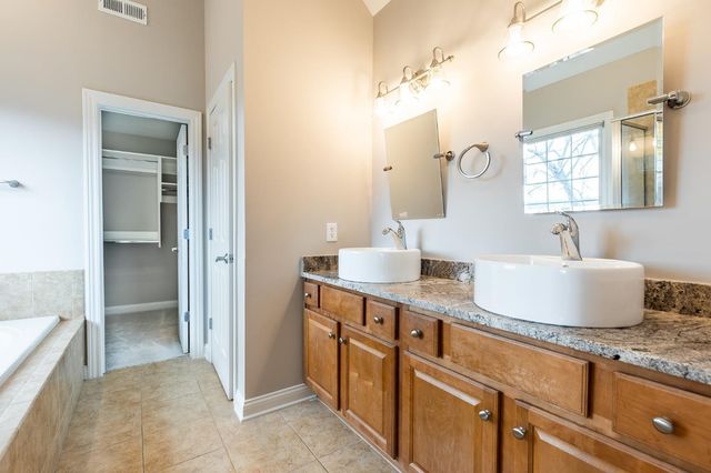 3827 Brookmere Place, Mason, OH 45040