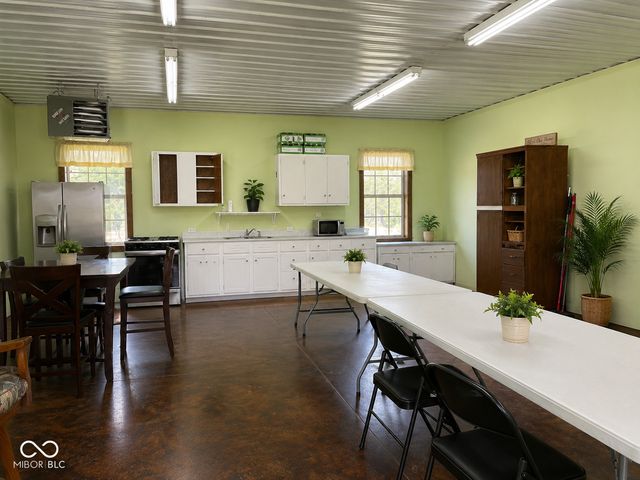13617 W County Road 400 N, Quincy, IN 47456