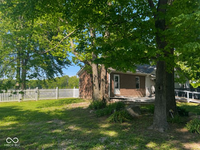 13617 W County Road 400 N, Quincy, IN 47456