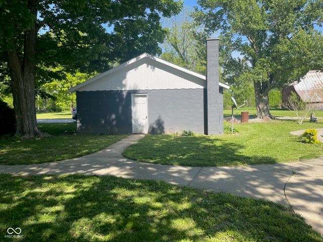 13617 W County Road 400 N, Quincy, IN 47456