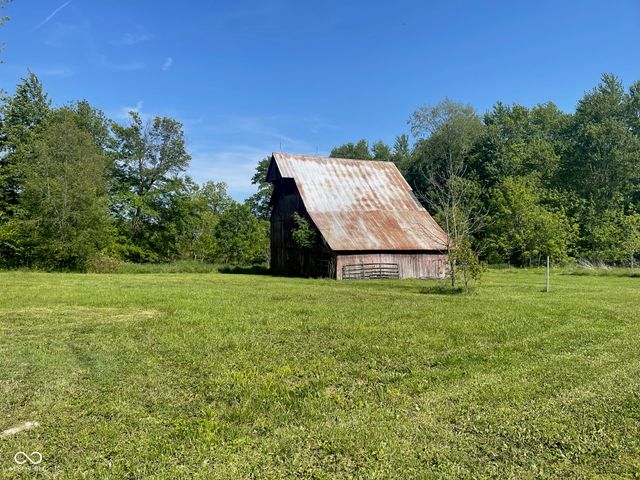 13617 W County Road 400 N, Quincy, IN 47456