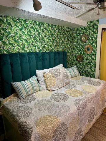 717 Church Street, Galveston, TX 77550