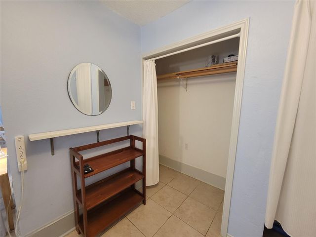 717 Church Street, Galveston, TX 77550