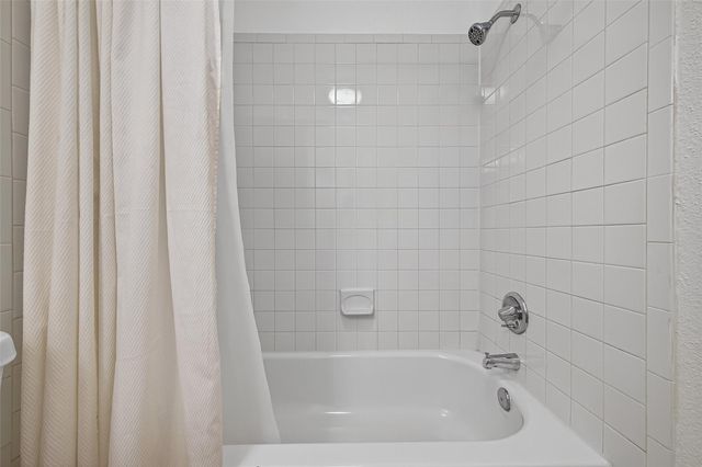 5323 Windsong Trail, Houston, TX 77084