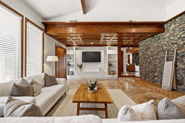 3021 Waterman Ct, El Dorado Hills, CA 95762