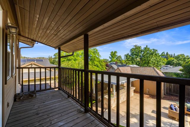 3021 Waterman Ct, El Dorado Hills, CA 95762