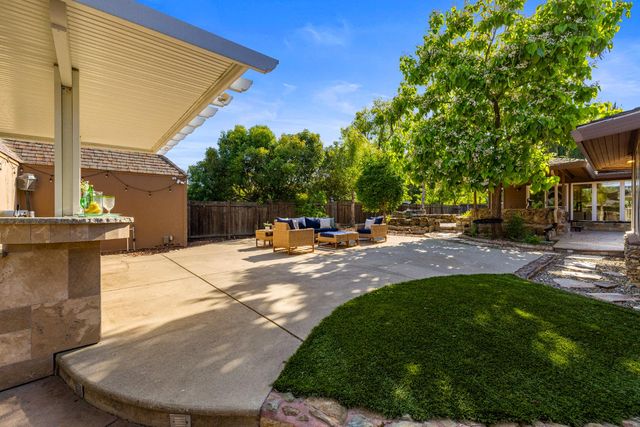 3021 Waterman Ct, El Dorado Hills, CA 95762