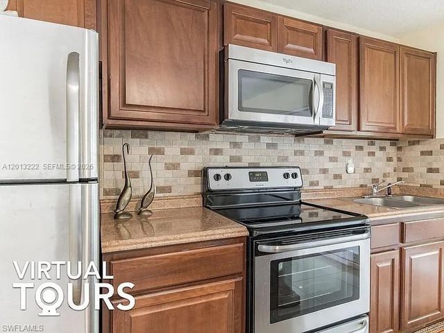 4500 NW 44th St, Tamarac, FL 33319