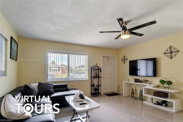 4500 NW 44th St, Tamarac, FL 33319