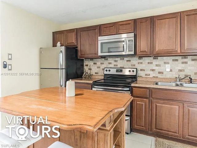 4500 NW 44th St, Tamarac, FL 33319