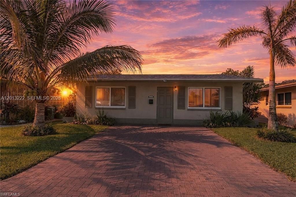 4500 NW 44th St, Tamarac, FL 33319