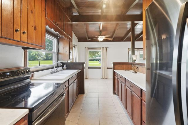 530 STONE ISLAND ROAD, Deltona, FL 32725