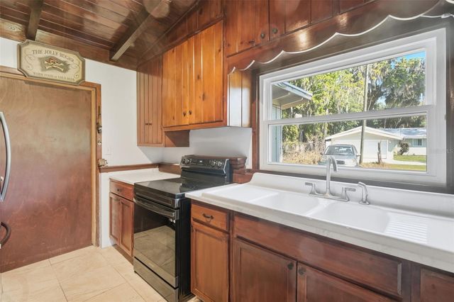 530 STONE ISLAND ROAD, Deltona, FL 32725