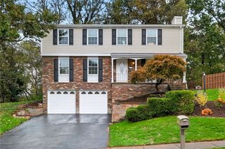 9574 Toft Ct, Mccandless, PA 15237