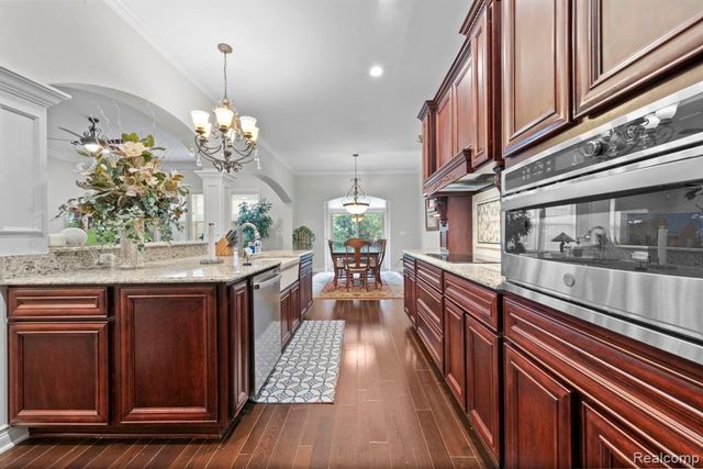56555 Hartley Drive, Shelby Twp, MI 48316