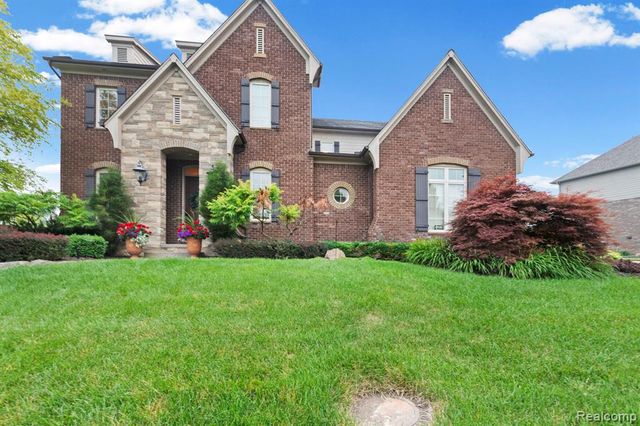 56555 Hartley Drive, Shelby Twp, MI 48316
