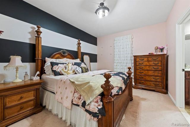 56555 Hartley Drive, Shelby Twp, MI 48316