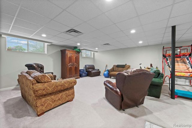 56555 Hartley Drive, Shelby Twp, MI 48316
