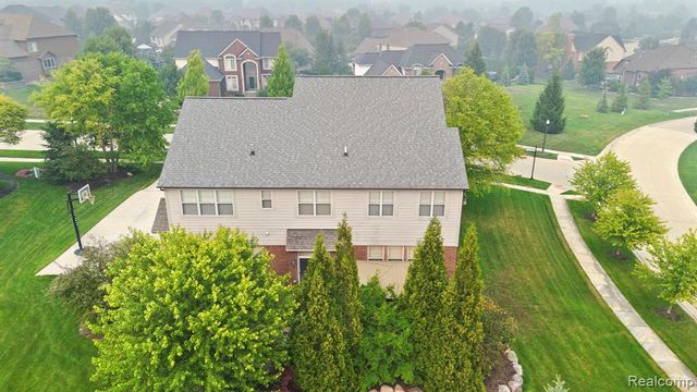 56555 Hartley Drive, Shelby Twp, MI 48316
